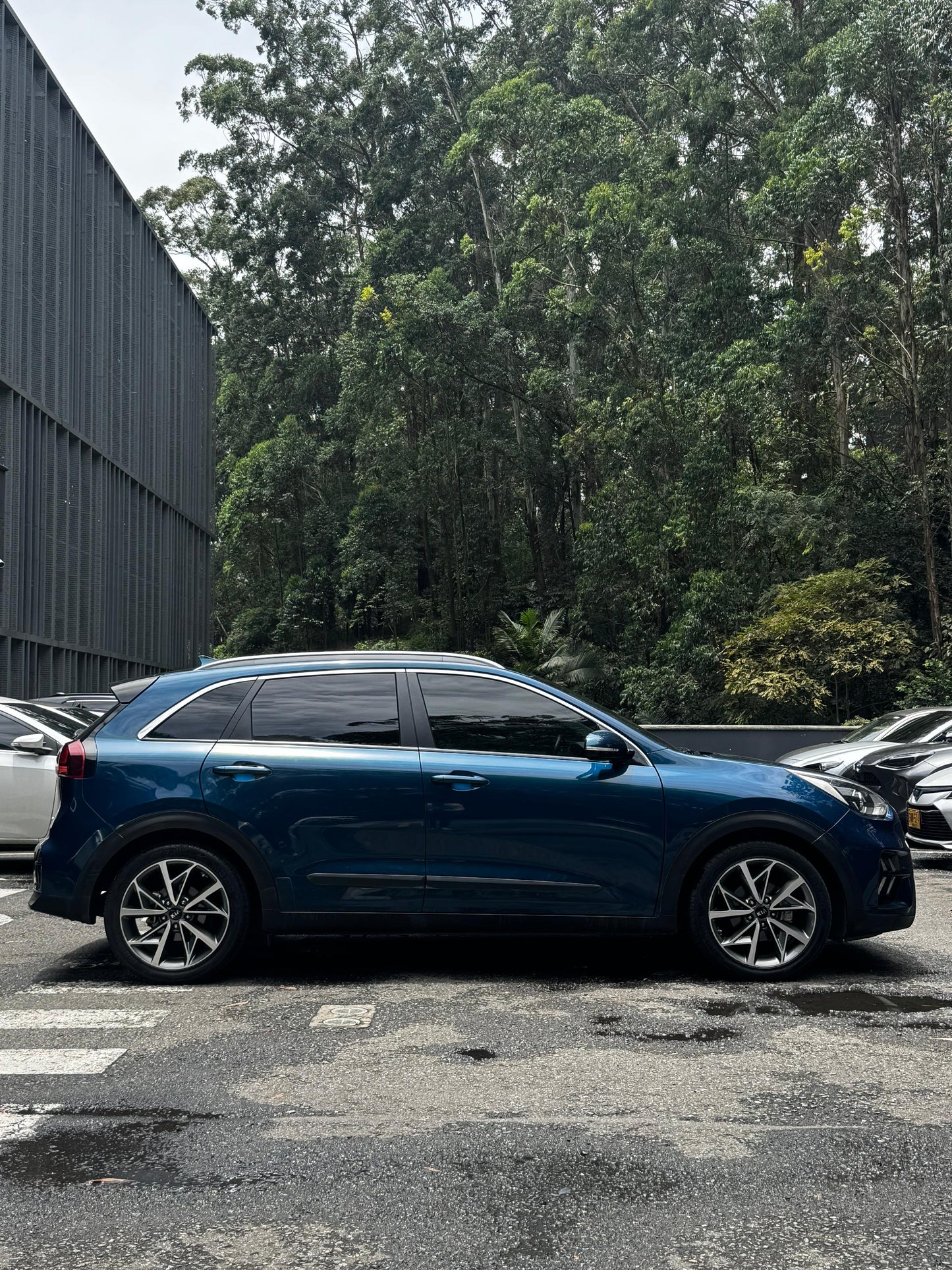 2020 - KIA NIRO ZENITH HIBRIDA