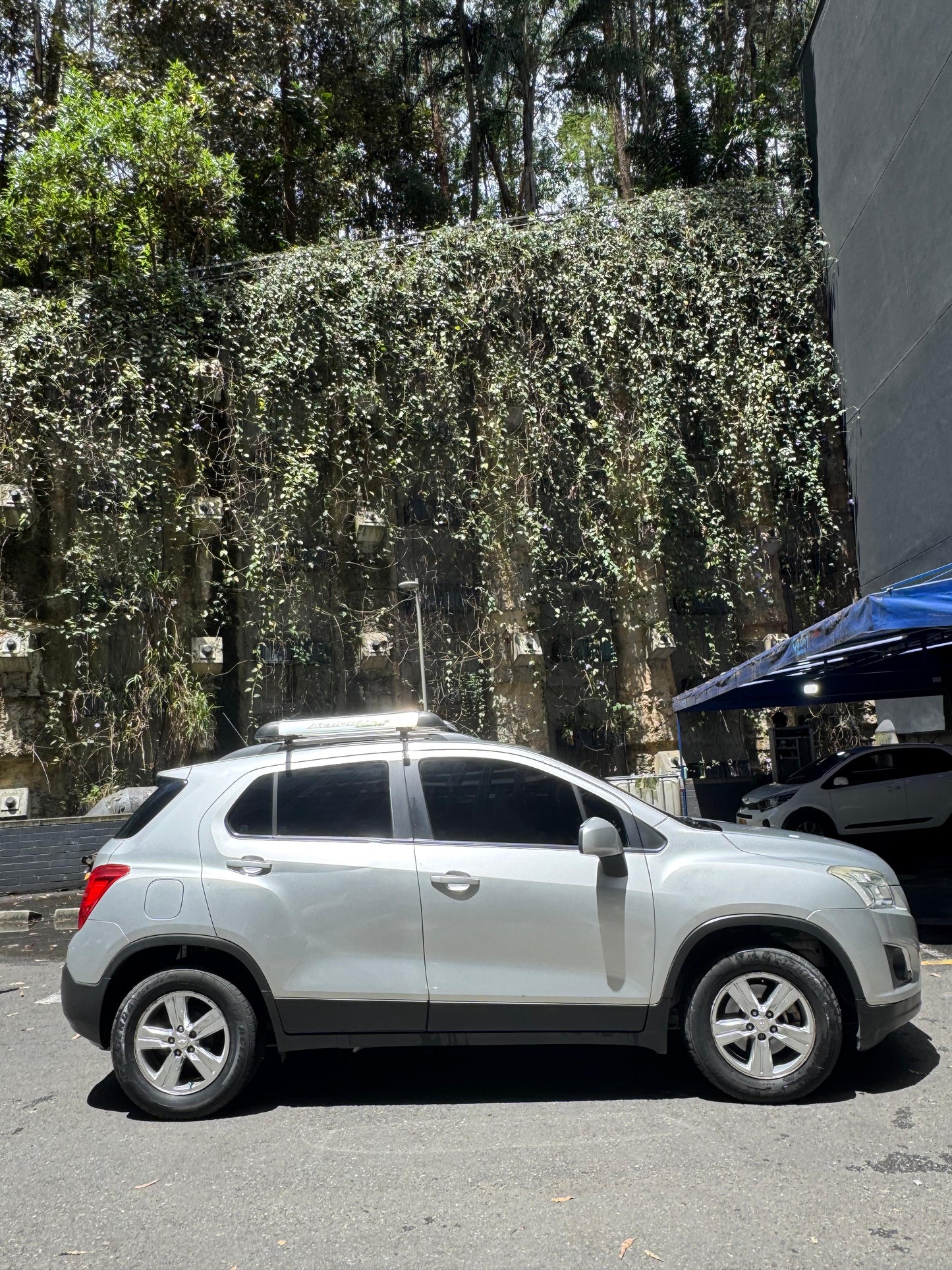 2015 - CHEVROLET TRACKER LS AT 1.8L