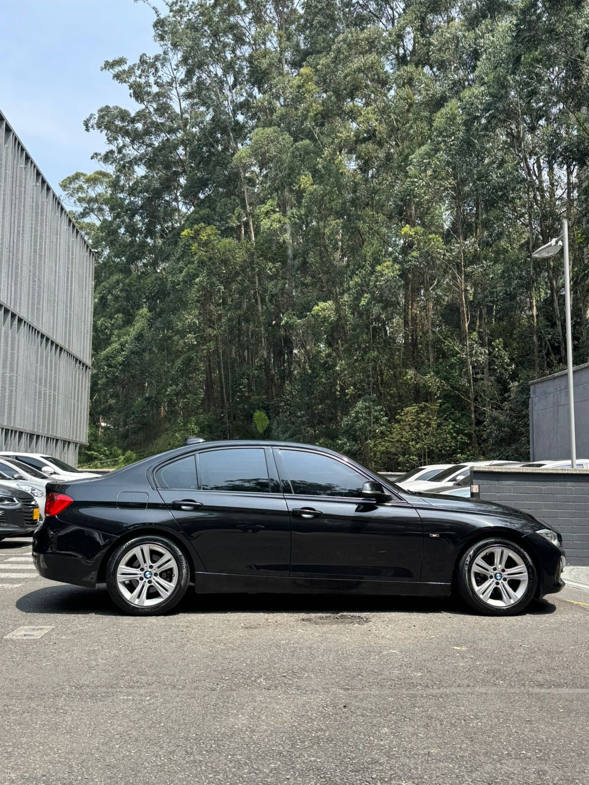 2014 - BMW 316i Turbo Sedan