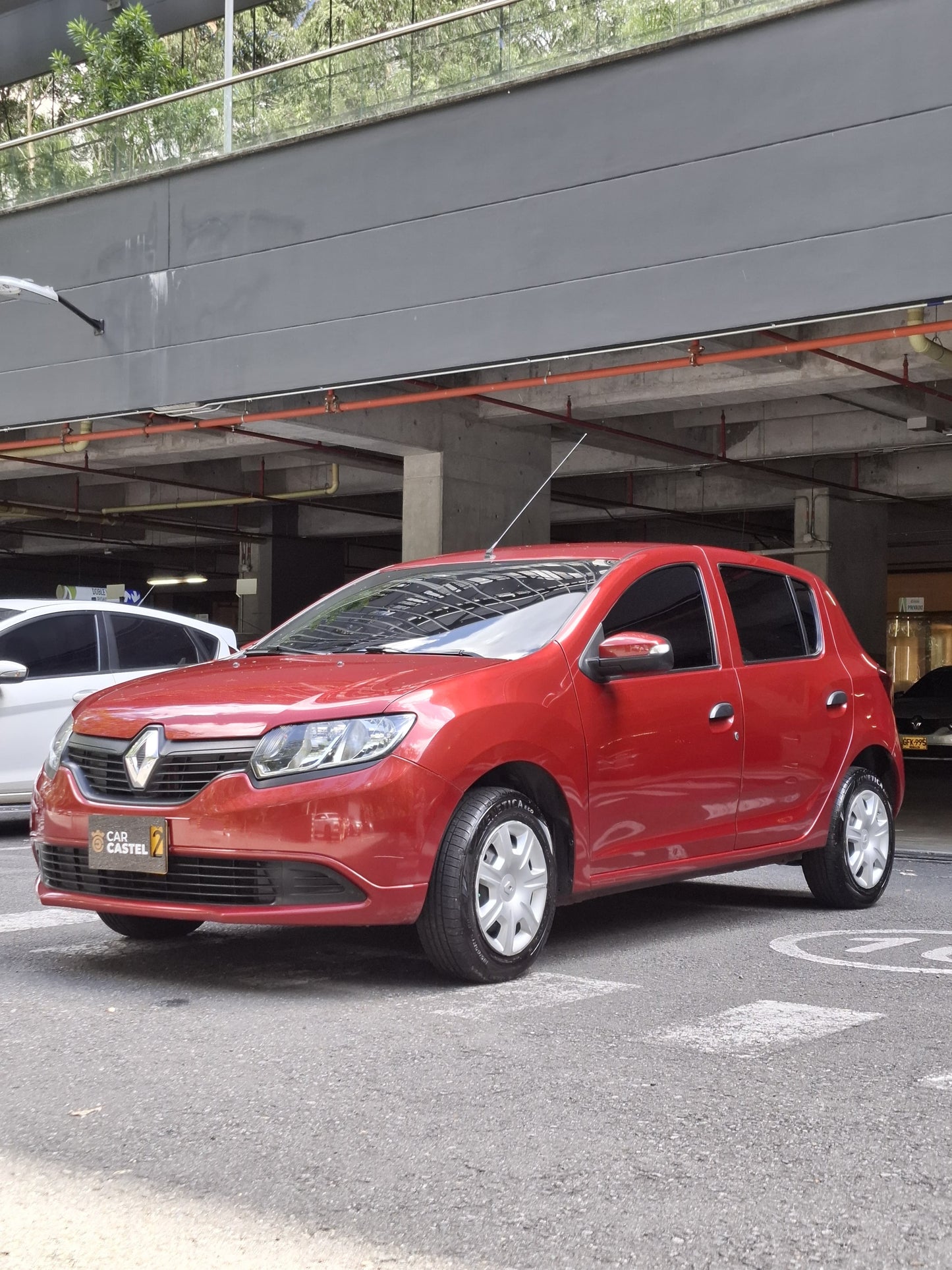 2019 - RENAULT SANDERO LIFE 1.6 MT