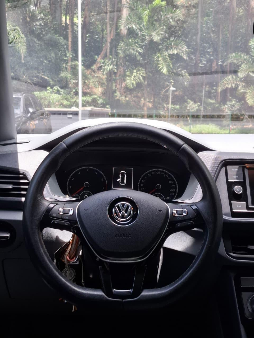 2021 - VOLSKWAGEN T-CROSS Trendline