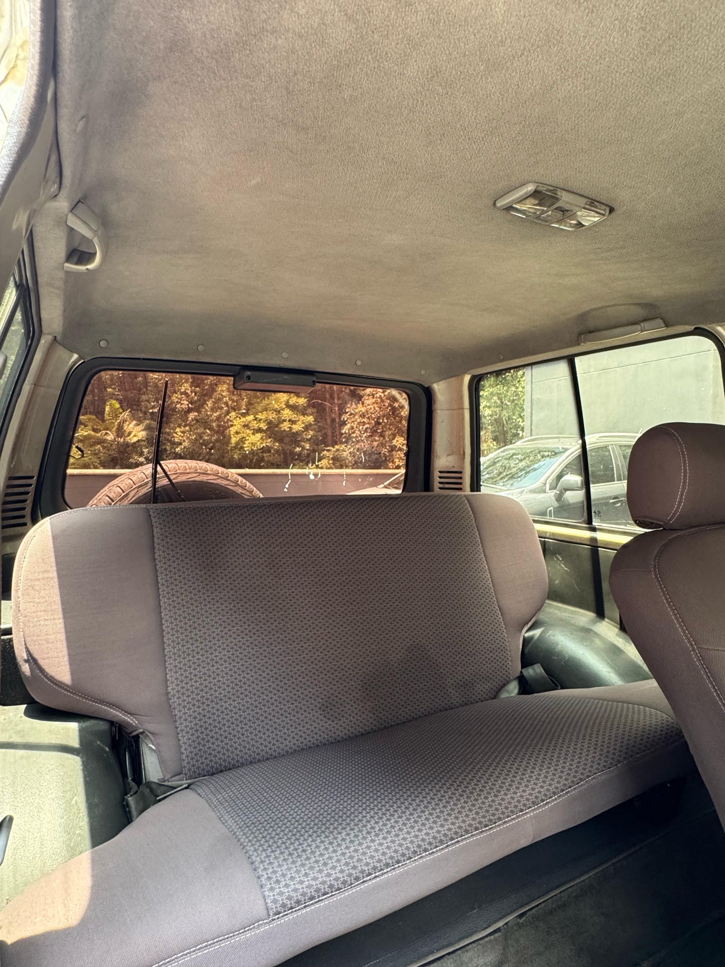 2003 - MITSUBISHI MONTERO V11 2.4L