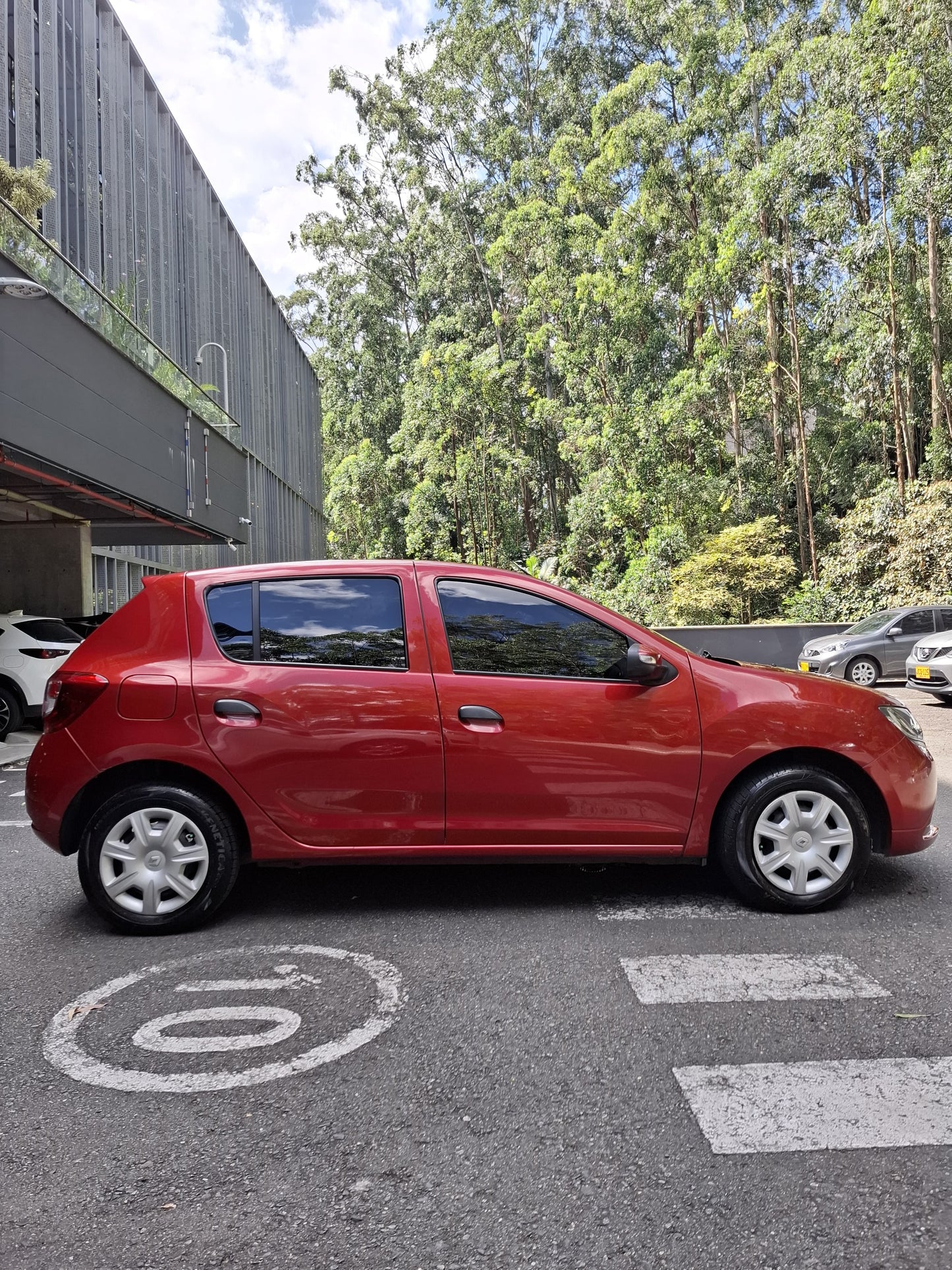 2019 - RENAULT SANDERO LIFE 1.6 MT