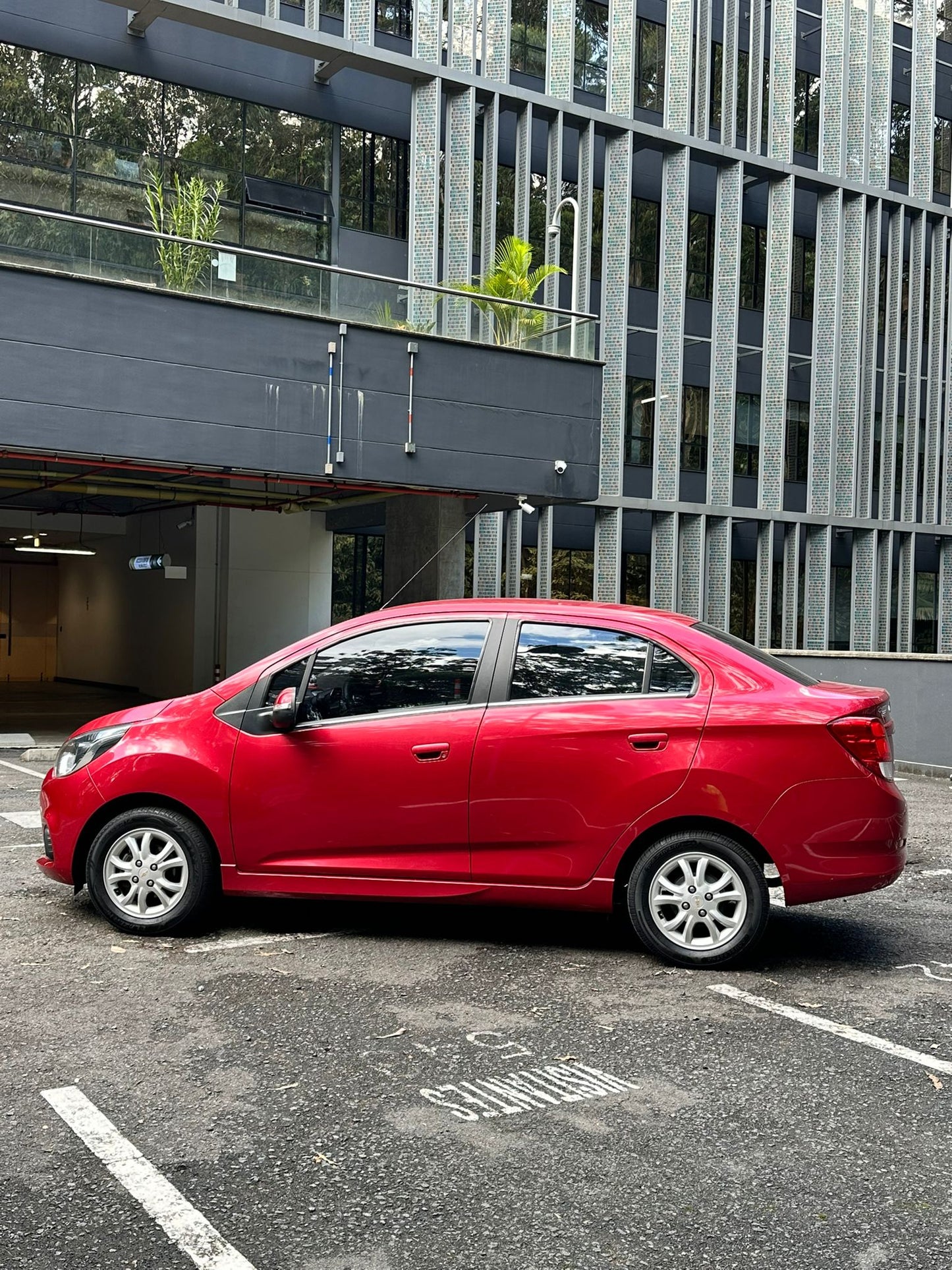 2022 - CHEVROLET BEAT PREMIER MT SEDAN