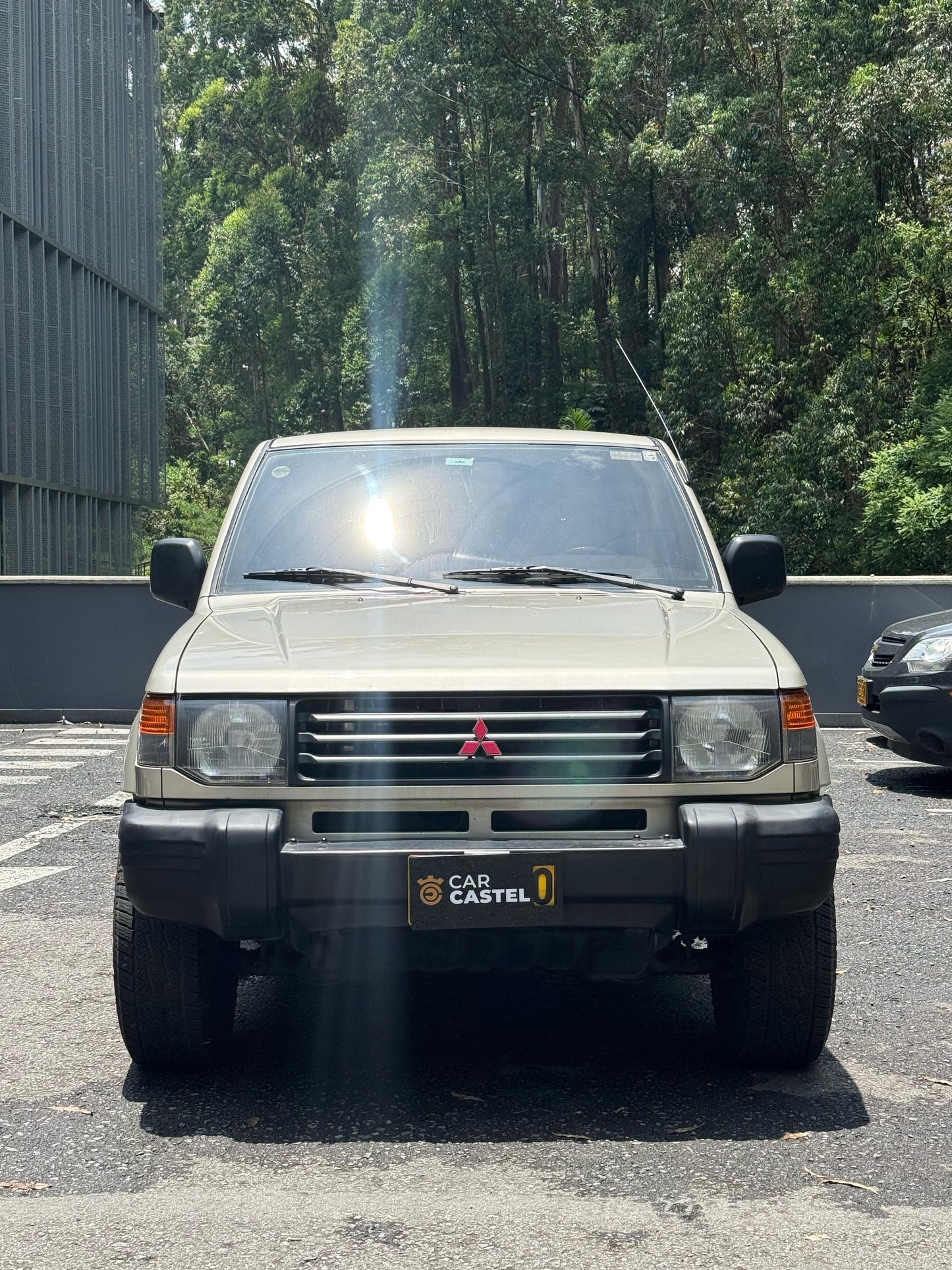 2003 - MITSUBISHI MONTERO V11 2.4L