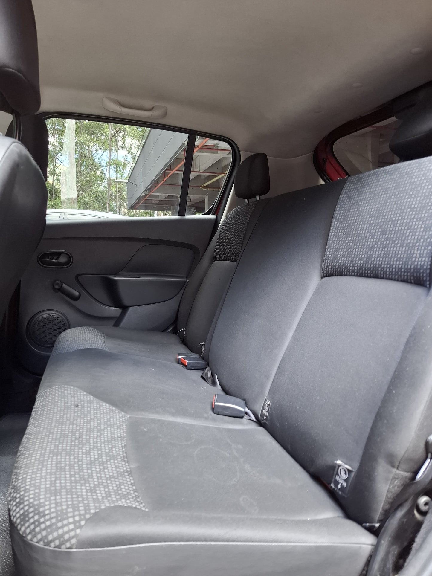 2019 - RENAULT SANDERO LIFE 1.6 MT