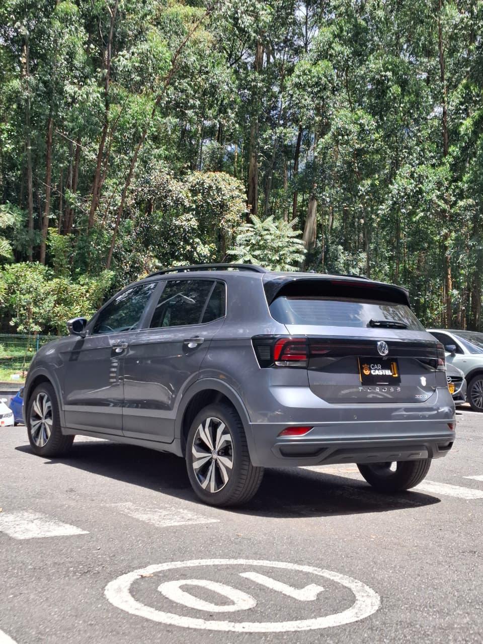 2021 - VOLSKWAGEN T-CROSS Trendline