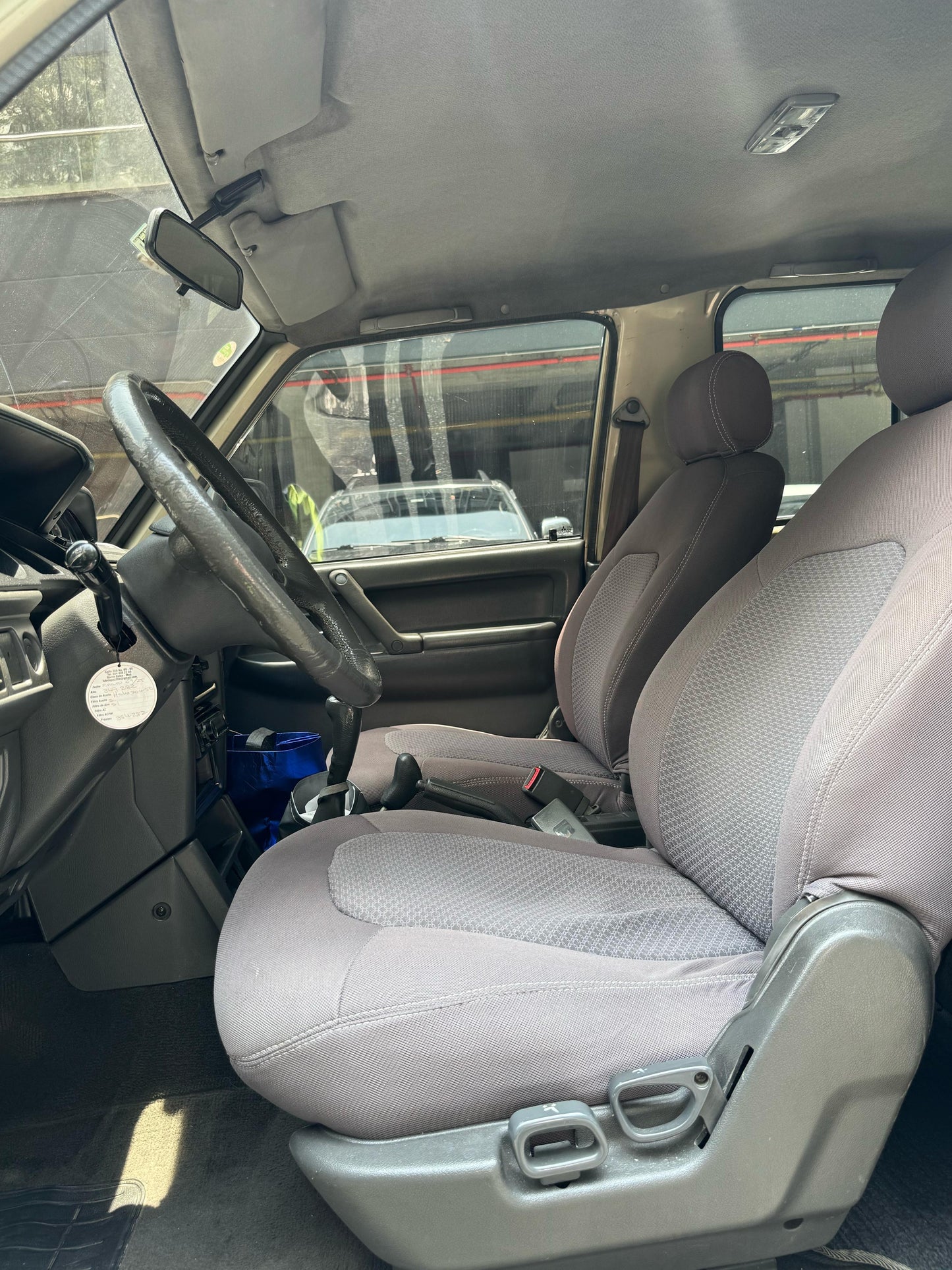 2003 - MITSUBISHI MONTERO V11 2.4L