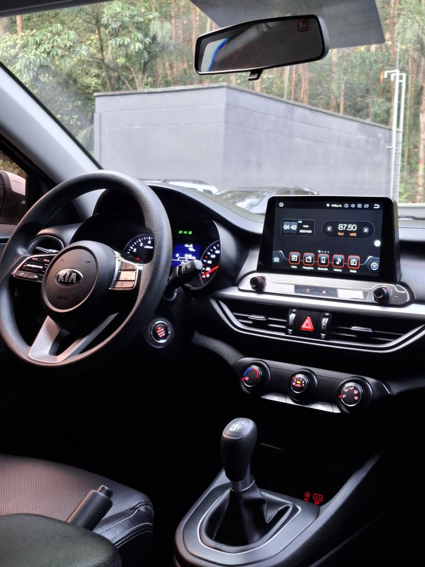 2019 - KIA CERATO VIVRO 1.6 MT