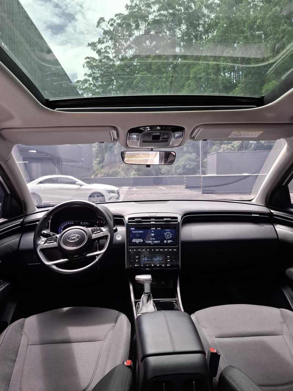 2023-HYUNDAI TUCSON PREMIUM AT 2.0L