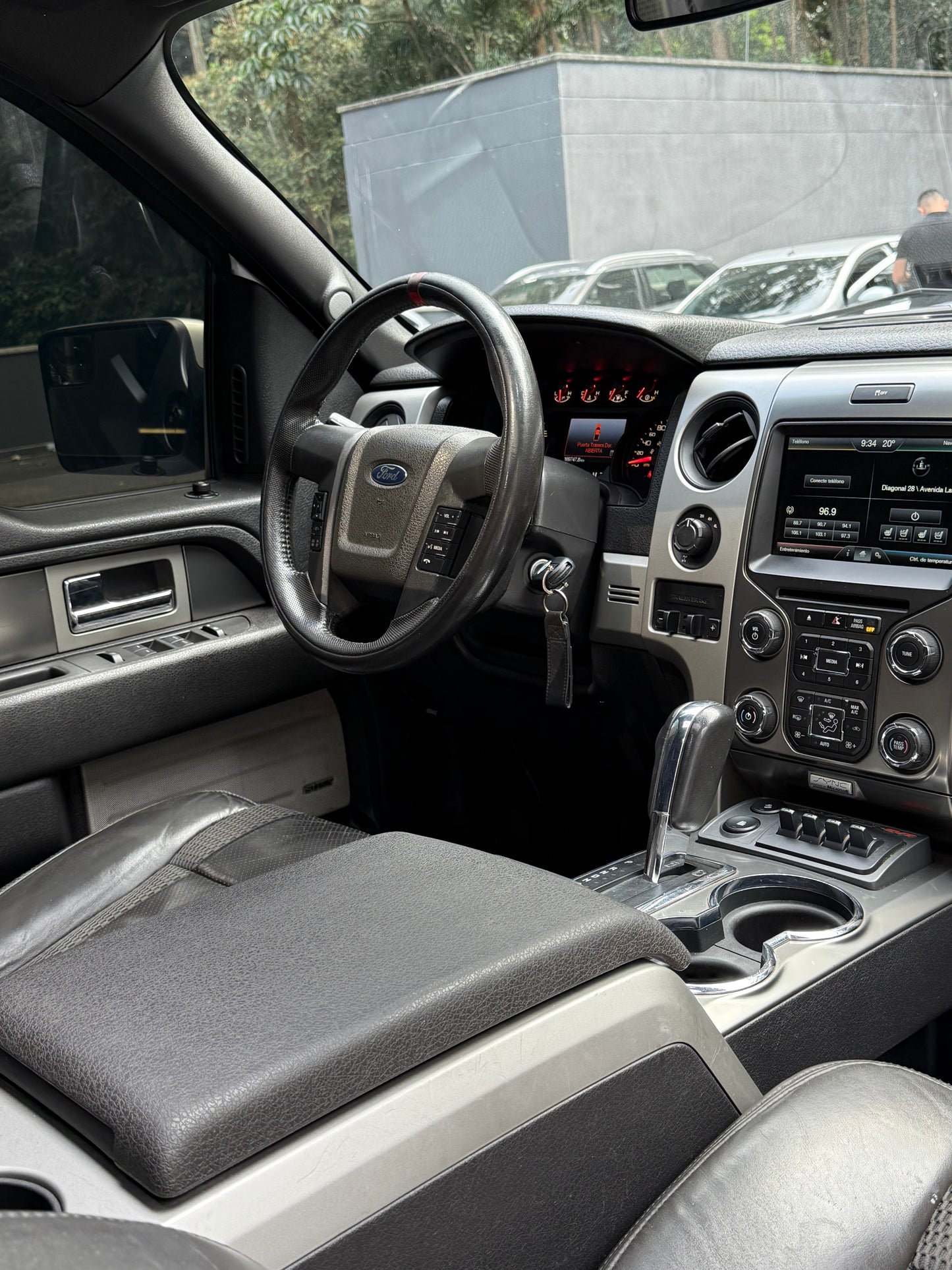 2014 - CAMIONETA FORD F150 RAPTOR 4X4 SVT AUT 6,2L