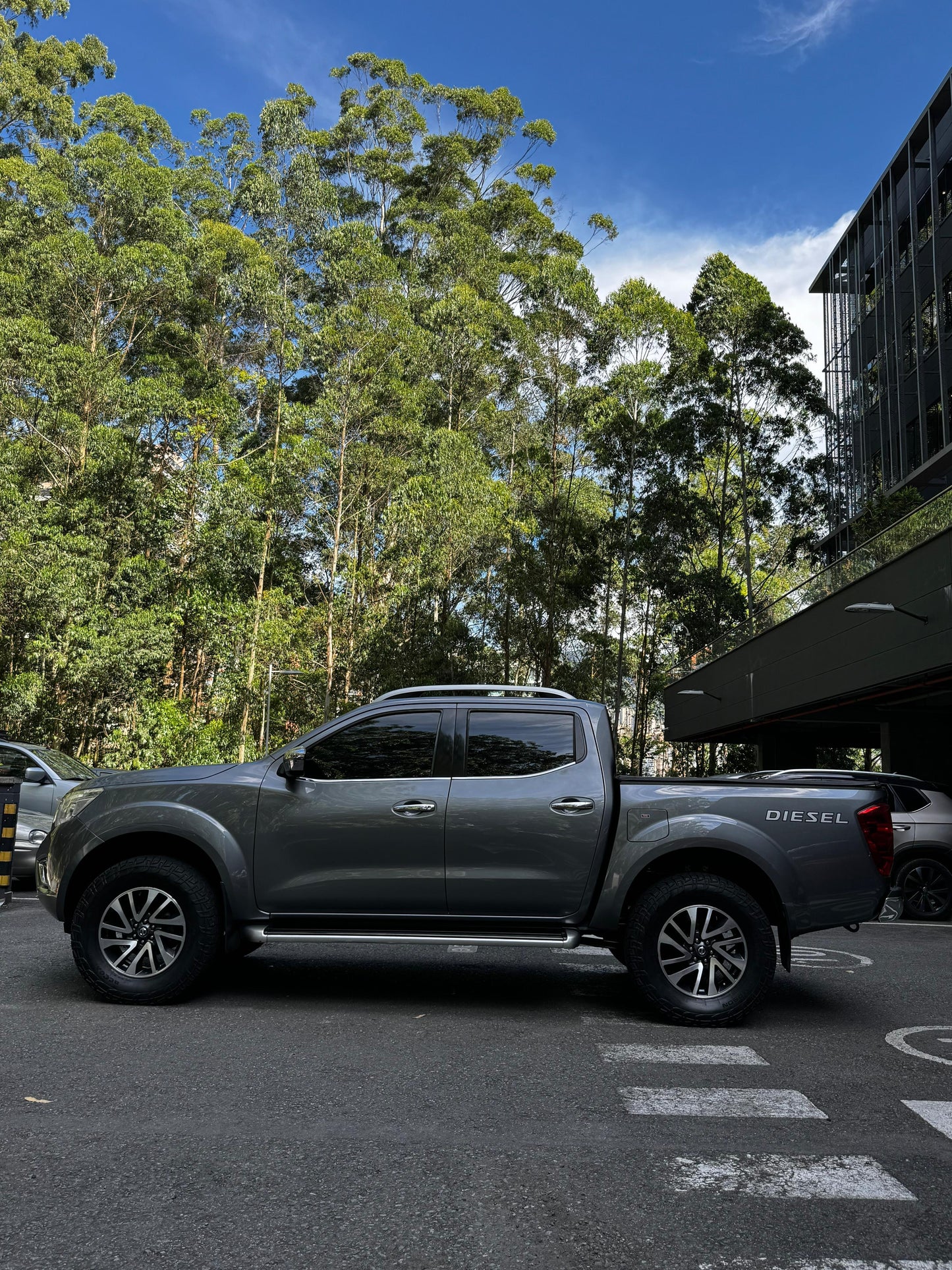 2017 - NISSAN FRONTIER LE 4x4 Diesel At