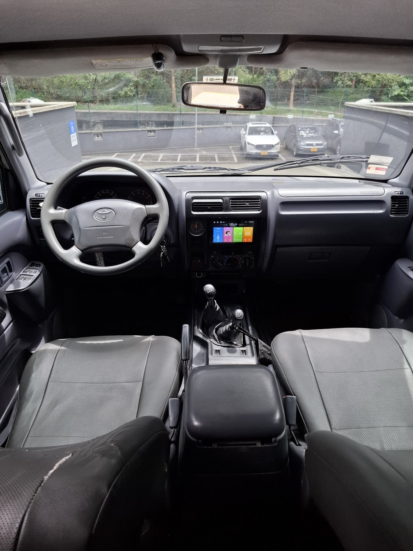 2004 - TOYOTA PRADO VX 4x4 3.4L MT