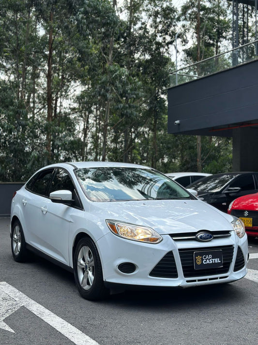 2013 FORD FOCUS SE AT 2.0