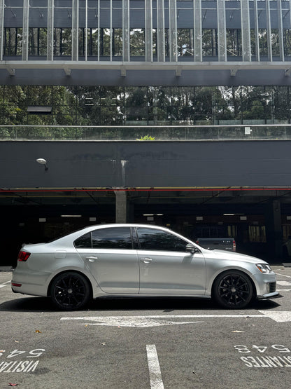 2014 - VOLKSWAGEN NUEVO JETTA GLI 2.0 turbo