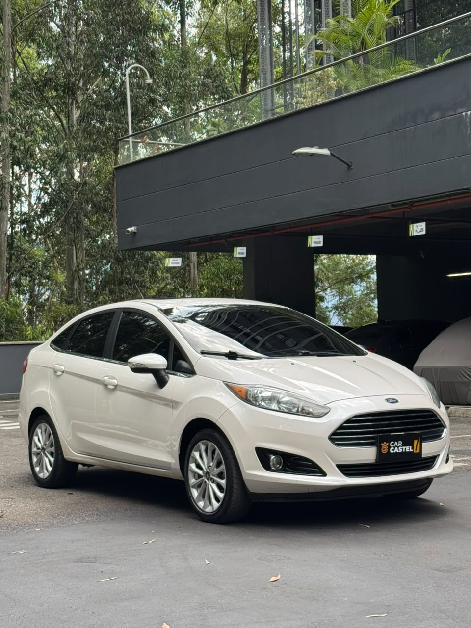 2018 - FORD FIESTA TITANIUM AUT 1.6L