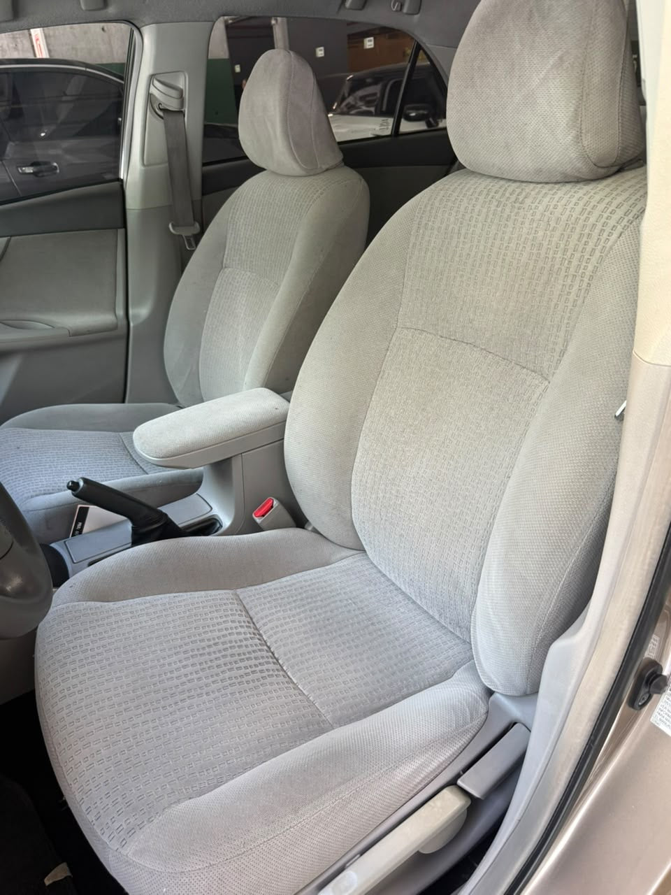 2011 - TOYOTA COROLLA XLi 1.6L