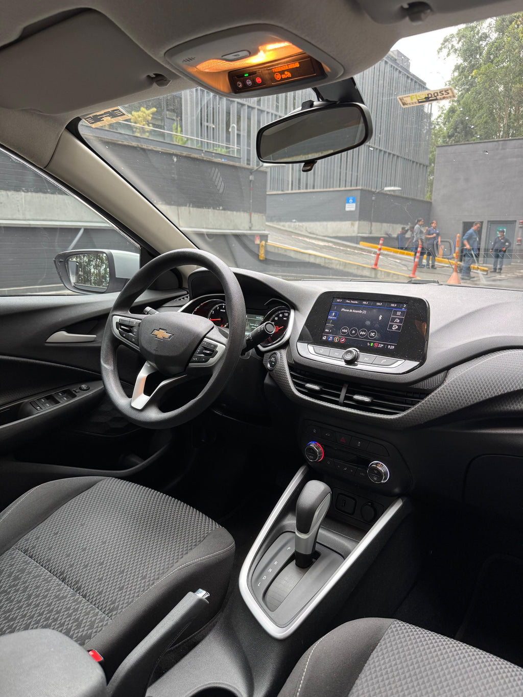 2021 - CHEVROLET ONIX LTZ SEDÁN 1.0L AUT