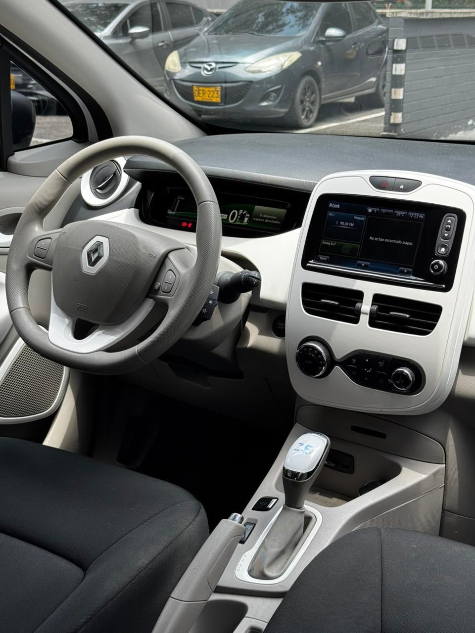 2020 - RENAULT ZOE ULTIMATE/INTENS