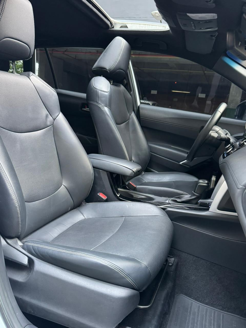 2023 - TOYOTA COROLLA CROSS SEG HIBRIDA