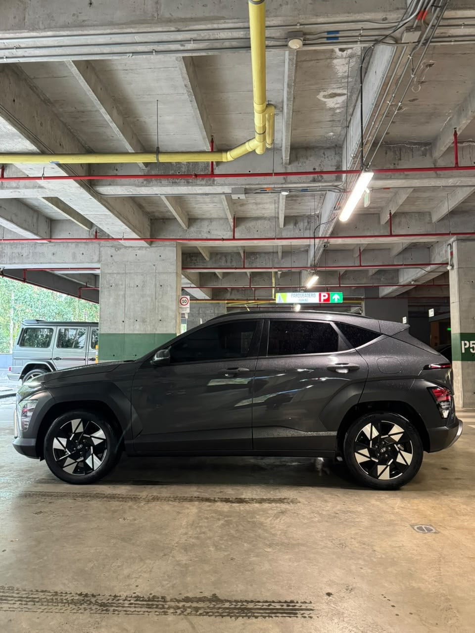 2025 - HYUNDAI KONA LIMITED
