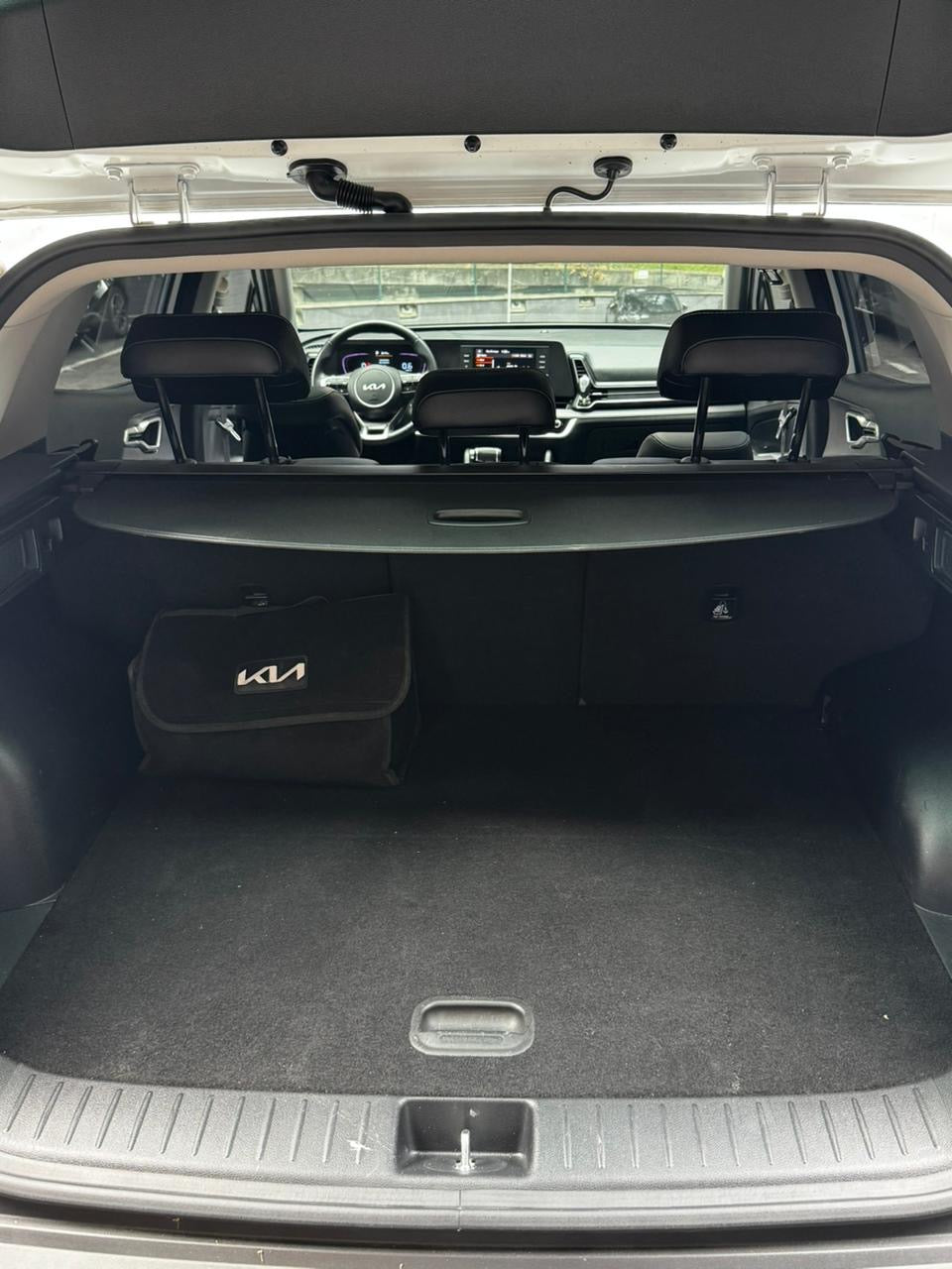 2025 -KIA SPORTAGE  VIBRANT FWD 2.0L