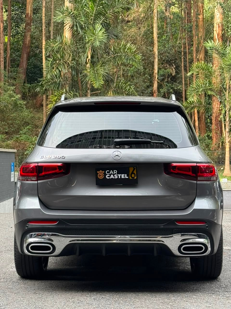 2023 - MERCEDES BENZ GLB200