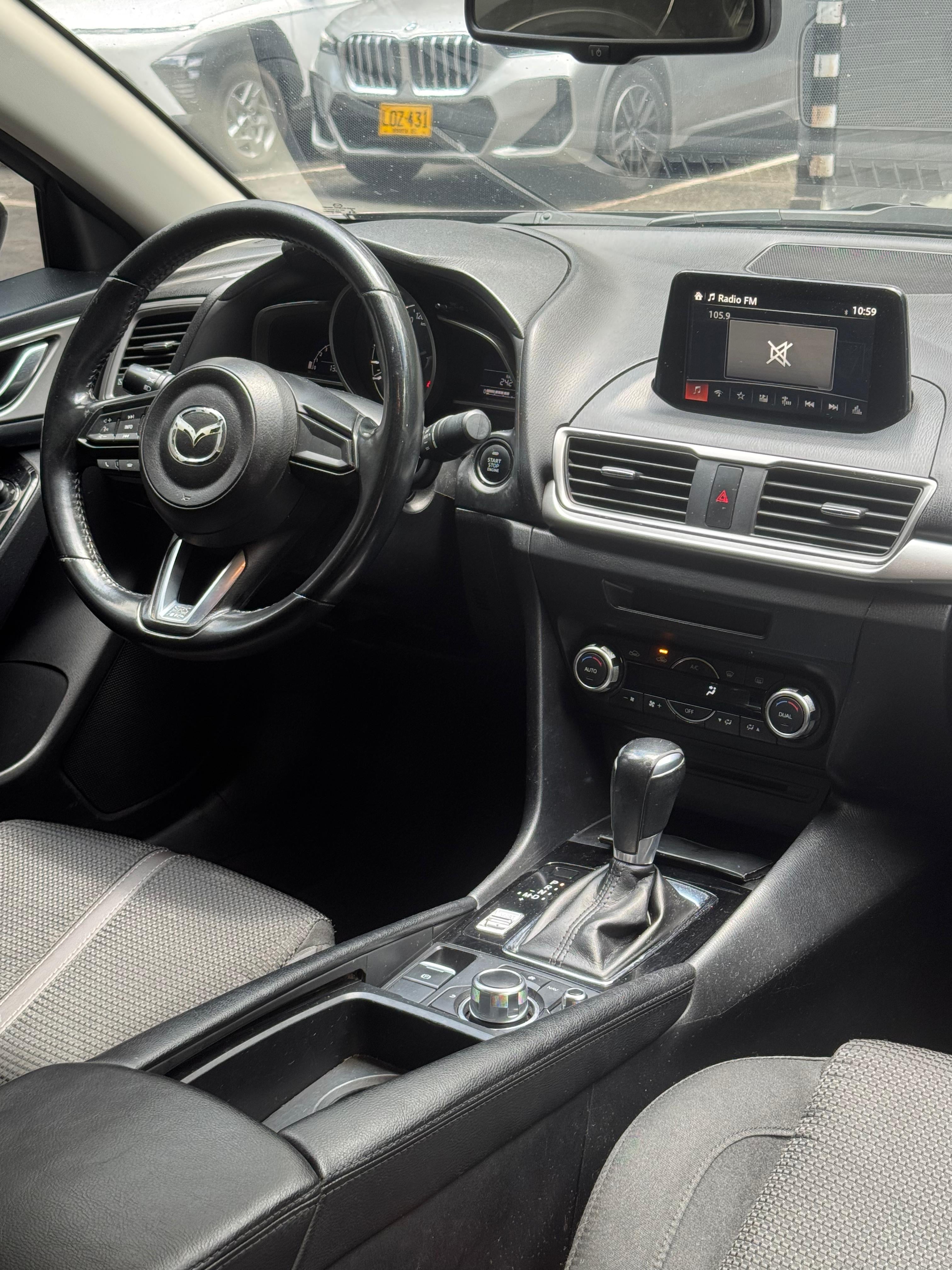2018 - MAZDA 3 TOURING SEDAN 2.0L