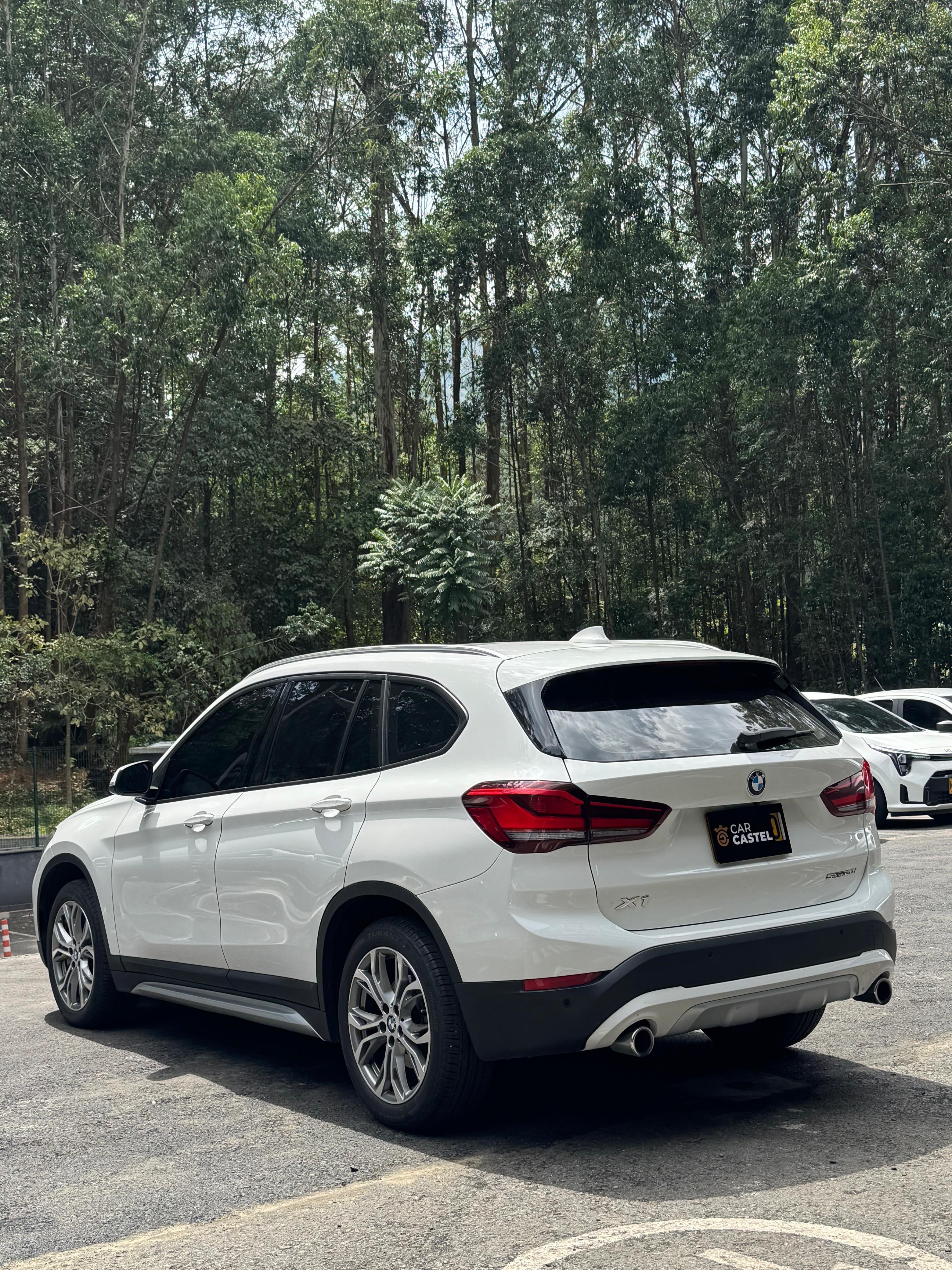 2022 - BMW X1 SDRIVE20I AT