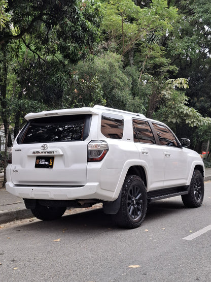 2017 - TOYOTA 4RUNER SR5 4.0 4X4