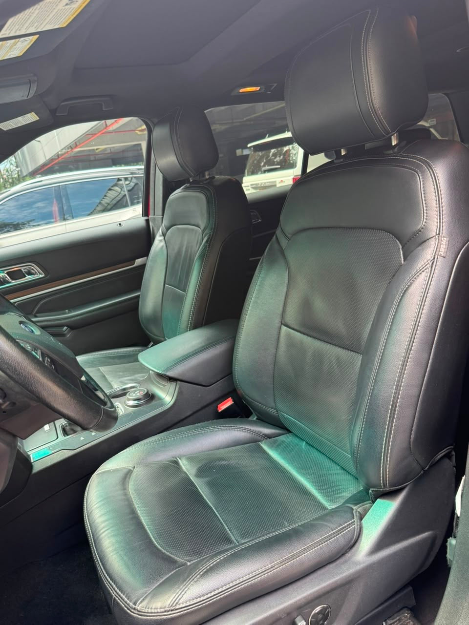 2017 - FORD EXPLORER LIMITED