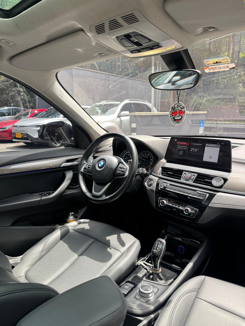 2022 - BMW X1 SDRIVE20I AT