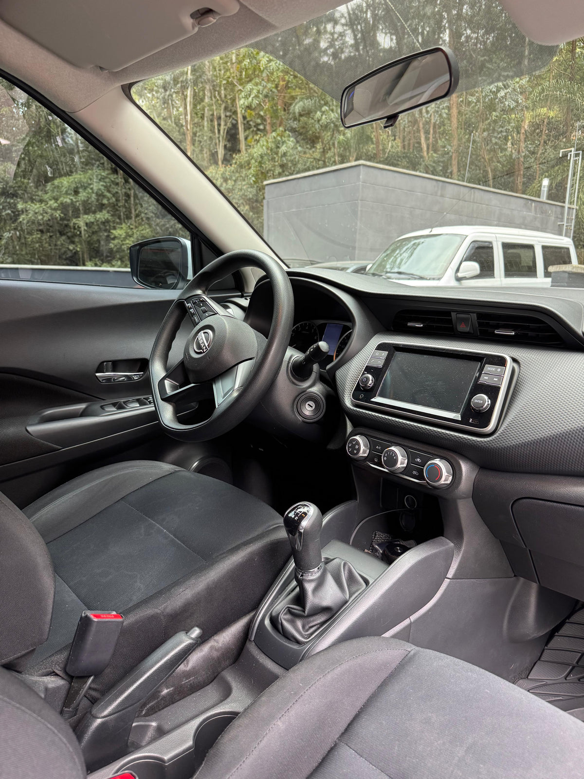 2024 - NISSAN KICKS SENSE MT
