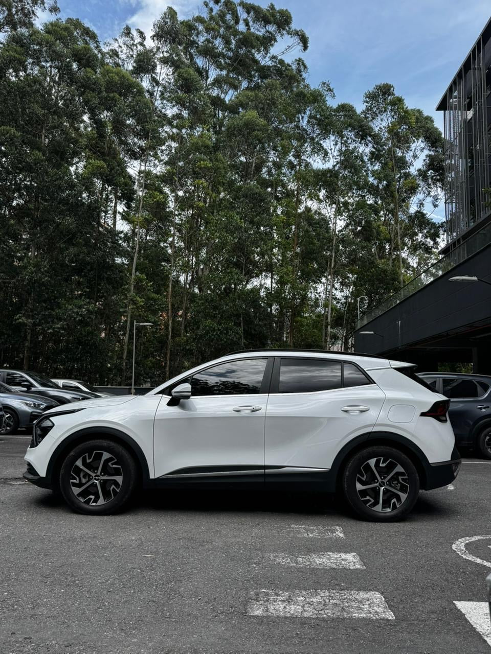 2025 -KIA SPORTAGE  VIBRANT FWD 2.0L
