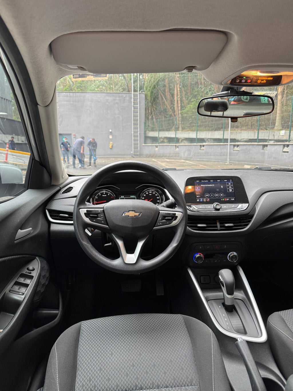 2021 - CHEVROLET ONIX LTZ SEDÁN 1.0L AUT