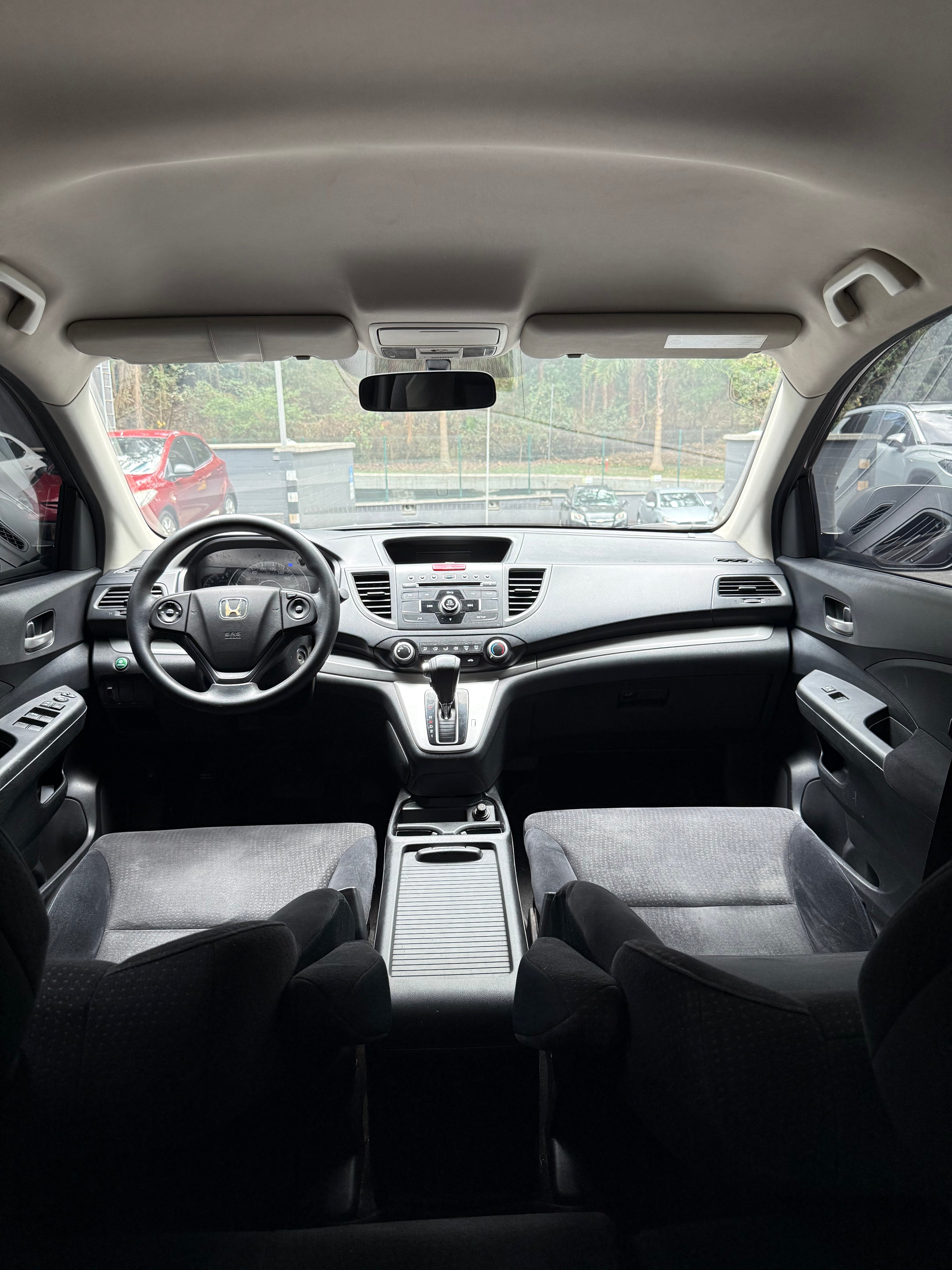 2012  - HONDA CRV LX AT