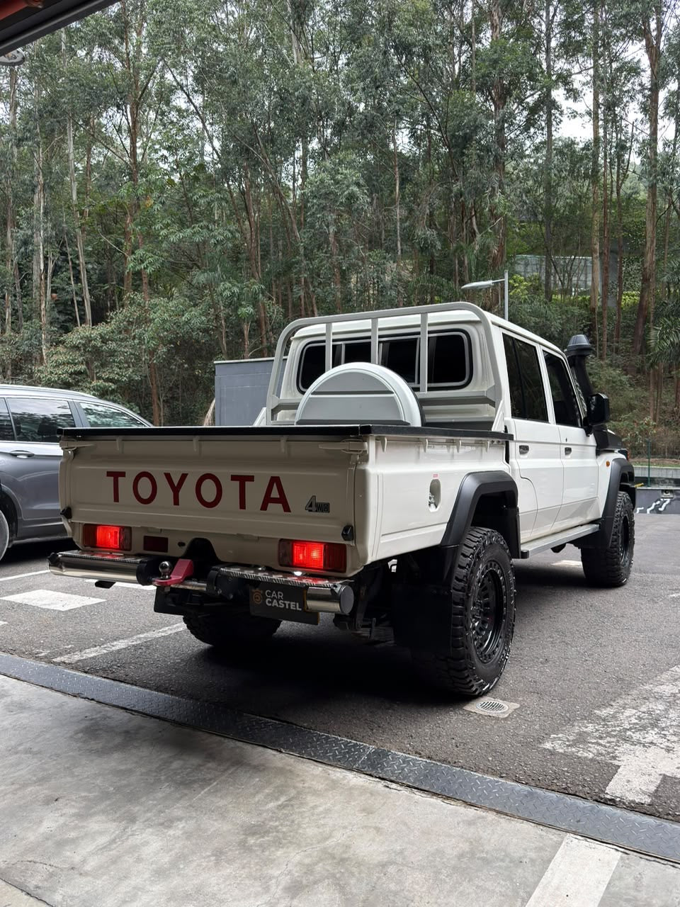 2024 -TOYOTA LAND CRUISER 79 DC 4x4