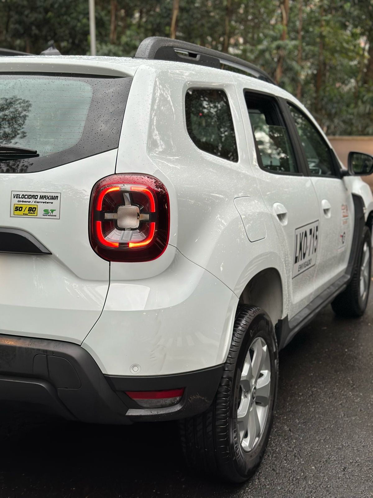 2024 RENAULT DUSTER 4X2 SERVICIO PÚBLICO