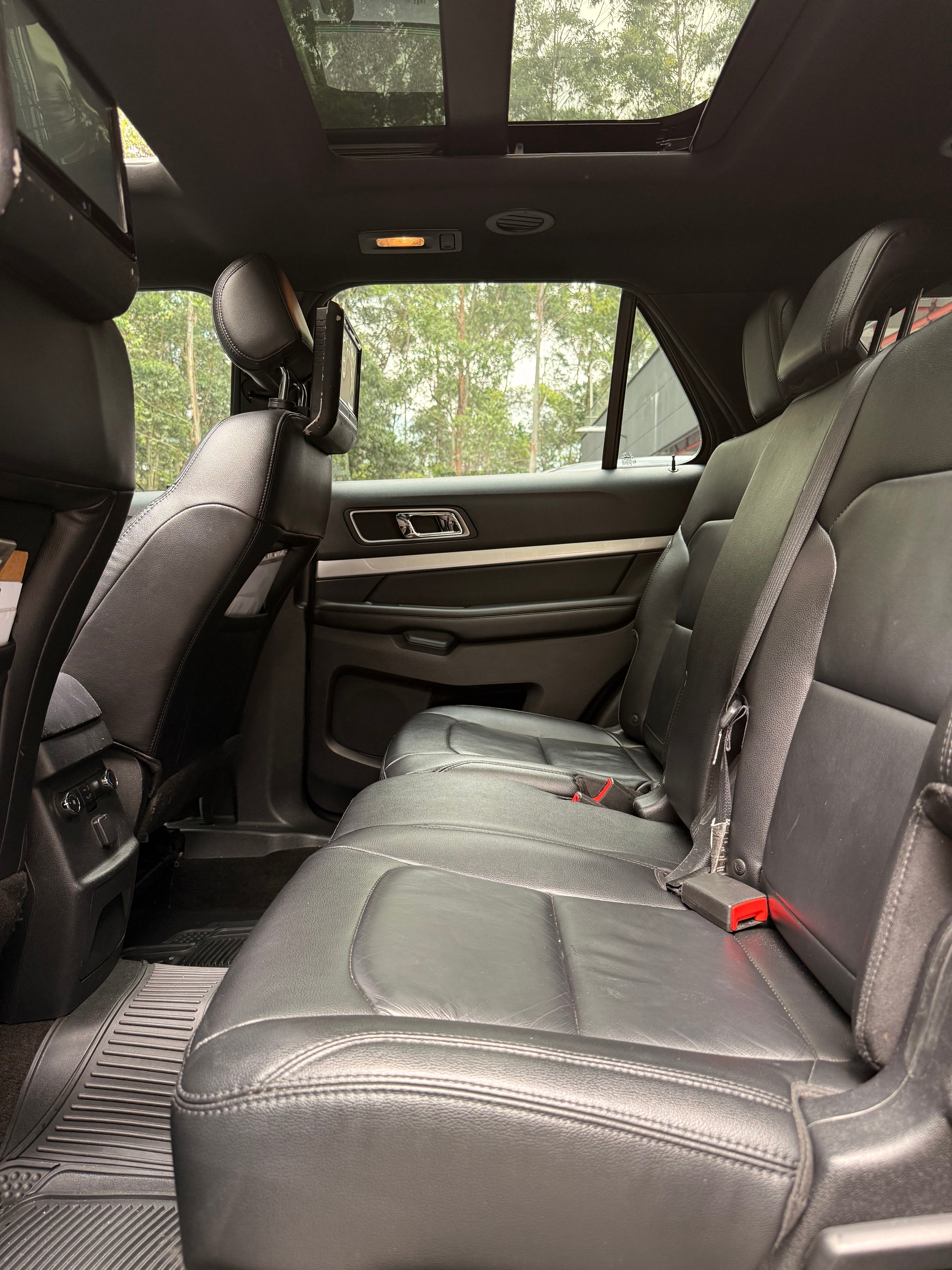 2016 - FORD EXPLORER XLT