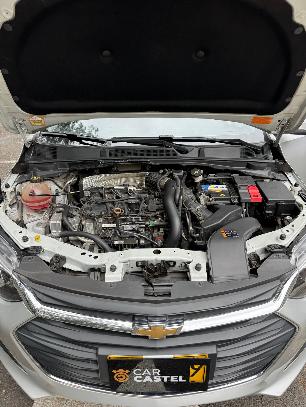 2021 - CHEVROLET ONIX LTZ SEDÁN 1.0L AUT