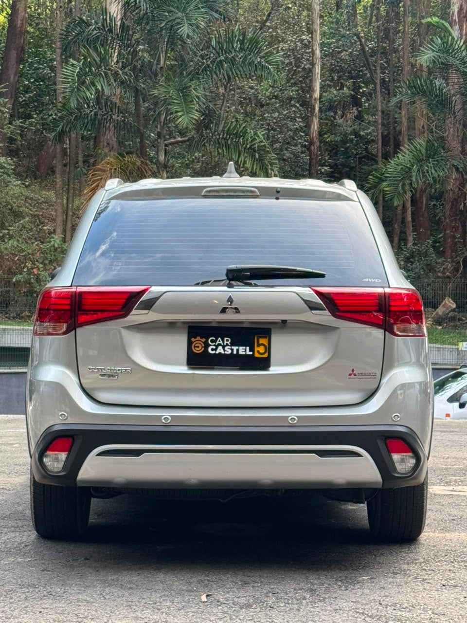 2024 - MITSUBISHI OUTLANDER Kaiteki 2,4L - 4x4