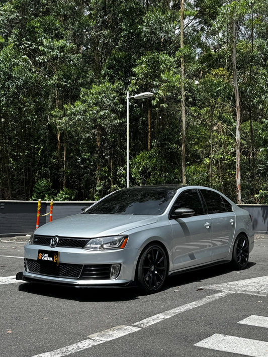 2014 - VOLKSWAGEN NUEVO JETTA GLI 2.0 turbo