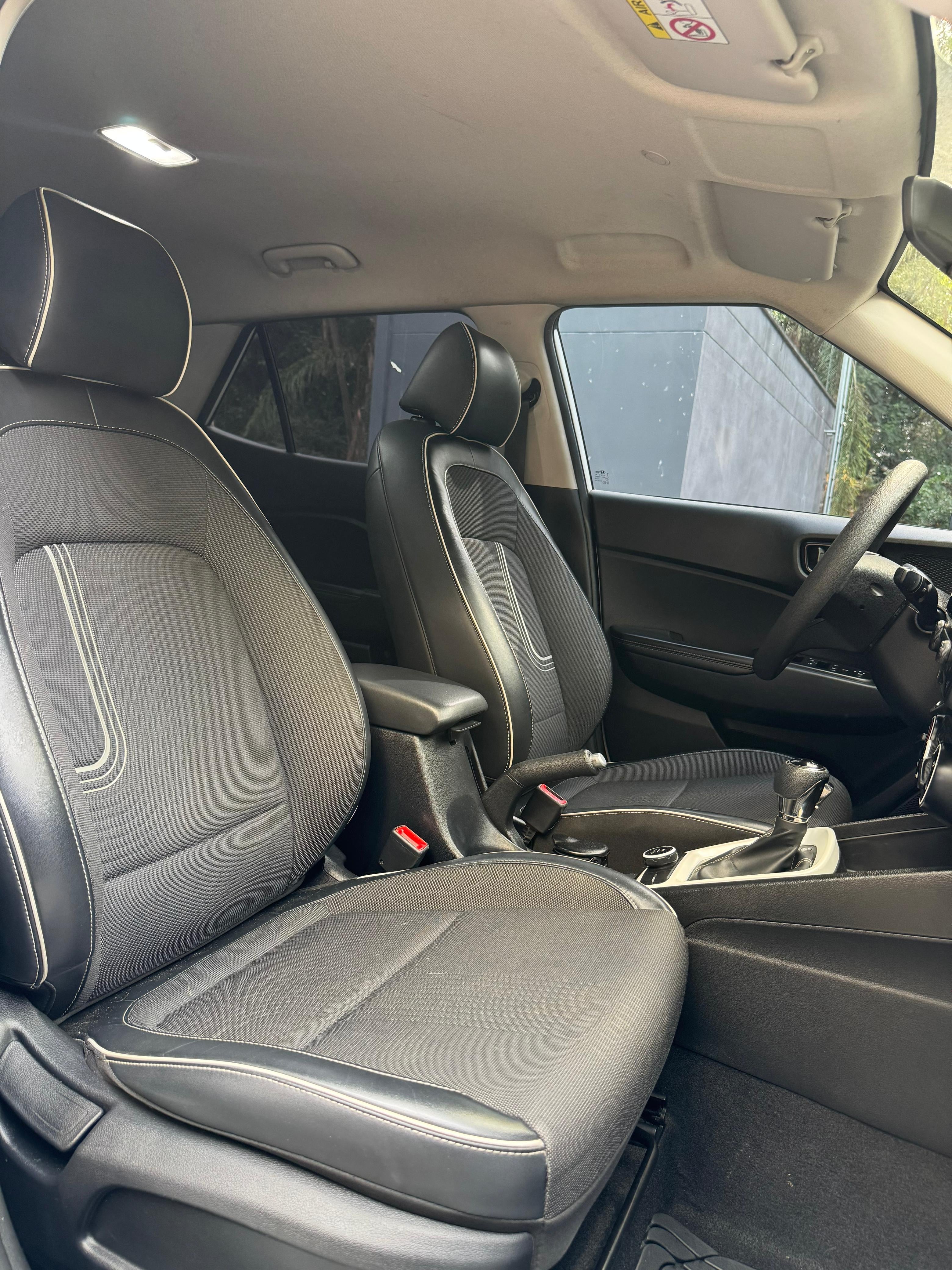 2023 - HYUNDAI VENUE 1.6 AUT