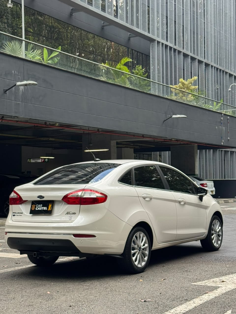 2018 - FORD FIESTA TITANIUM AUT 1.6L