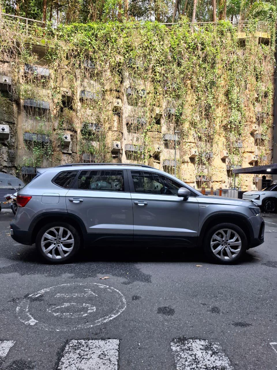 2022 - VOLKSWAGEN TAOS COMFORTLINE