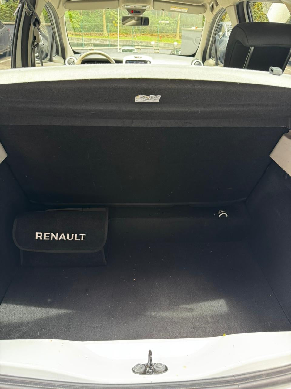 2020 - RENAULT ZOE ULTIMATE/INTENS