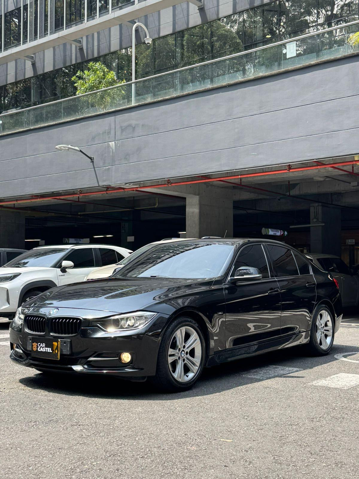 2014 - - BMW 316i Standard Turbo Sedan