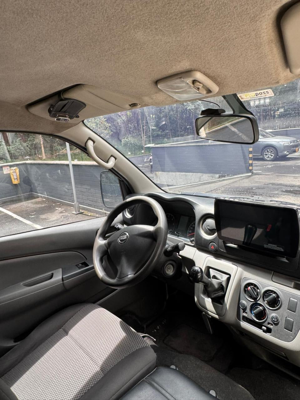 2021 - NISSAN URVAN CARGO