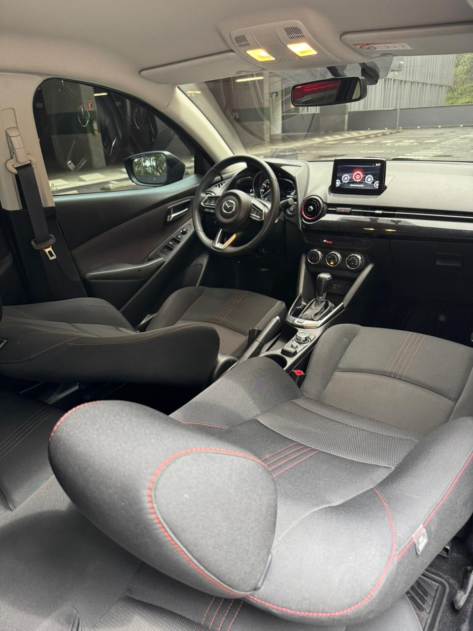 2025 - MAZDA 2 GRAND TOURING AT SEDAN