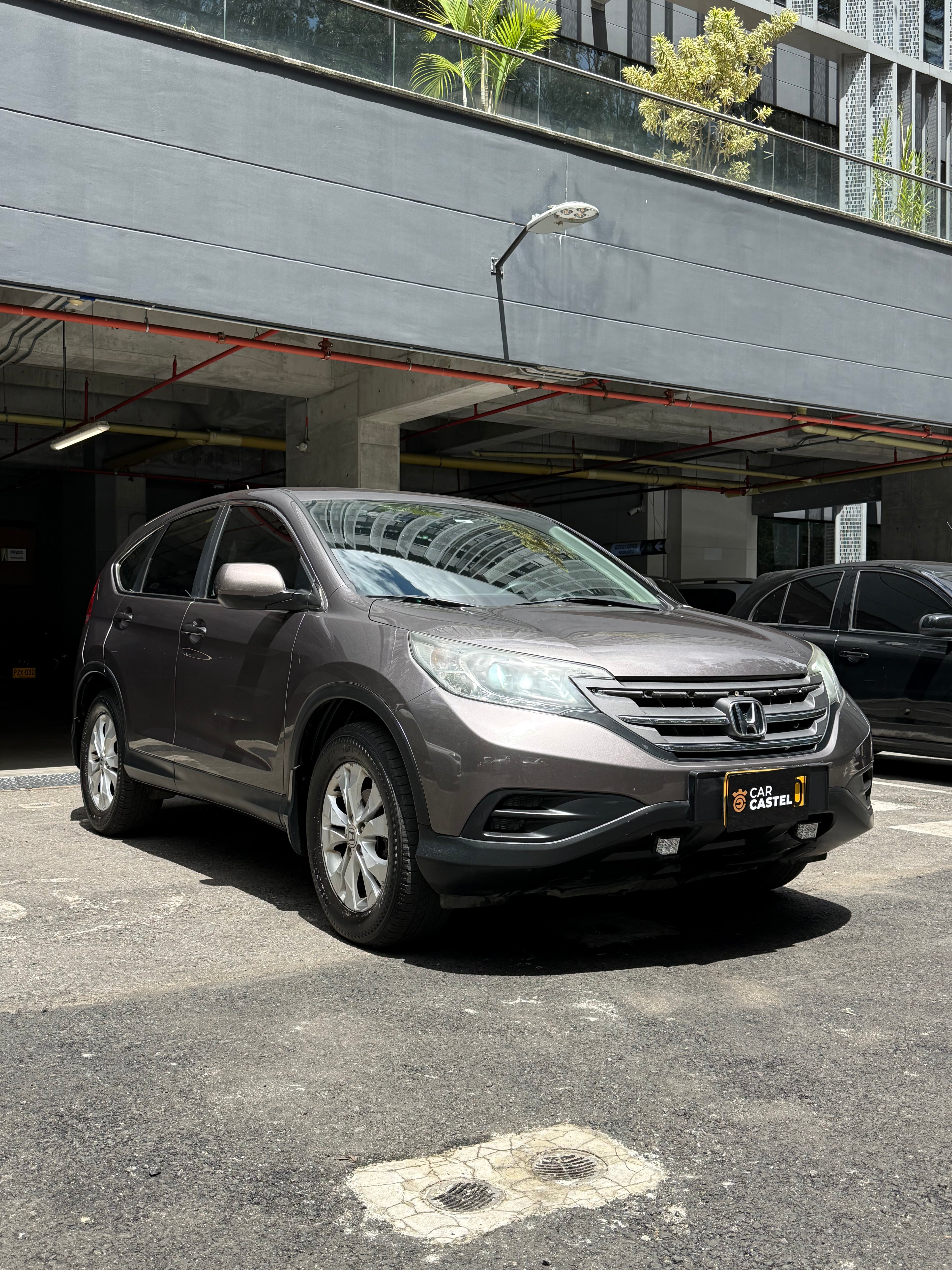 2012  - HONDA CRV LX AT